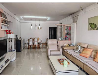 廣場花園 電梯6樓3室2廳2衛(wèi) 拎包入住