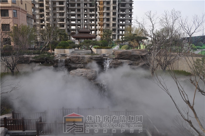 下沉式中心景觀帶