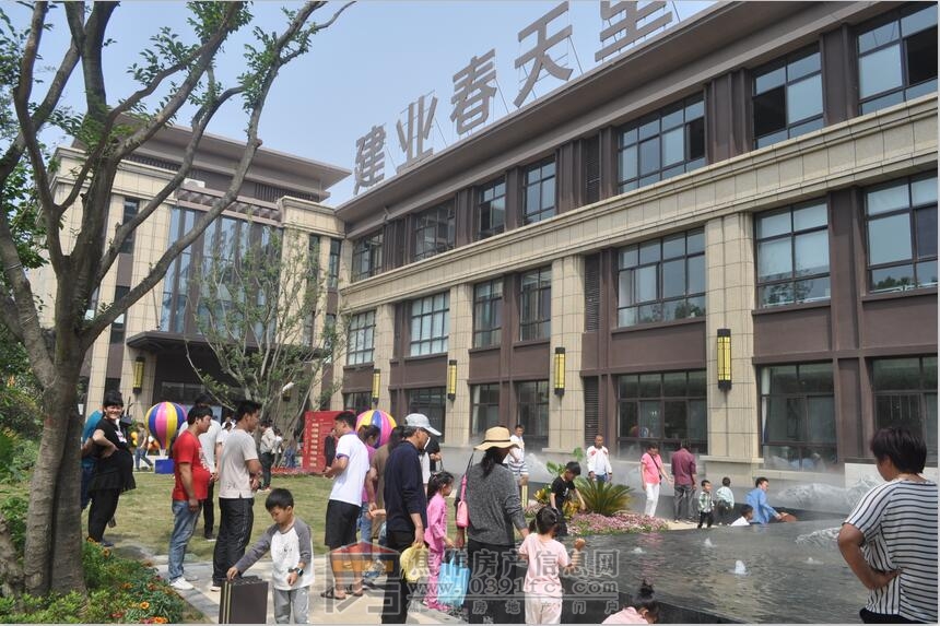 2018.5.12建業(yè)春天里開(kāi)盤(pán)
