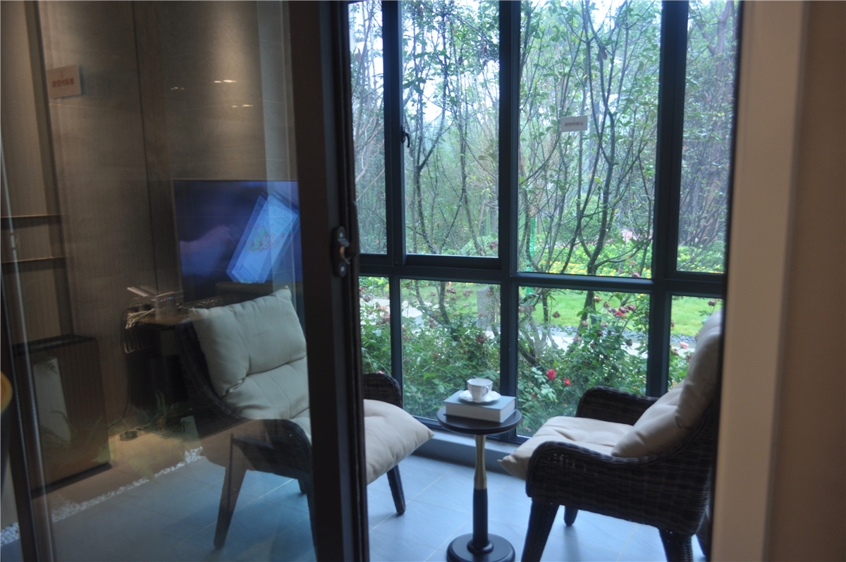 樣板間陽(yáng)臺(tái)