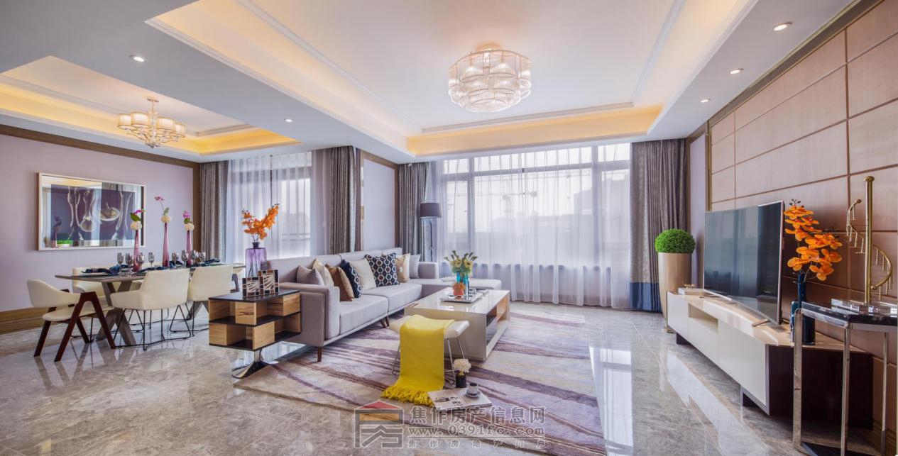 2019年4月13日恒大悅龍臺(tái)13#18#臻品洋房盛大加推,同期新中式園林?悅賢會(huì)所?時(shí)尚商街,共同開放供大家參觀體驗(yàn),恒大悅龍臺(tái)恭迎全城品鑒私家花園、觀景大陽(yáng)臺(tái)，推窗見景,贈(zèng)送約6米挑高地下實(shí)惠空間,先生的專享書房、太太的衣帽間,盡享洋房人生.組團(tuán)電話：400-0391-661轉(zhuǎn)8333